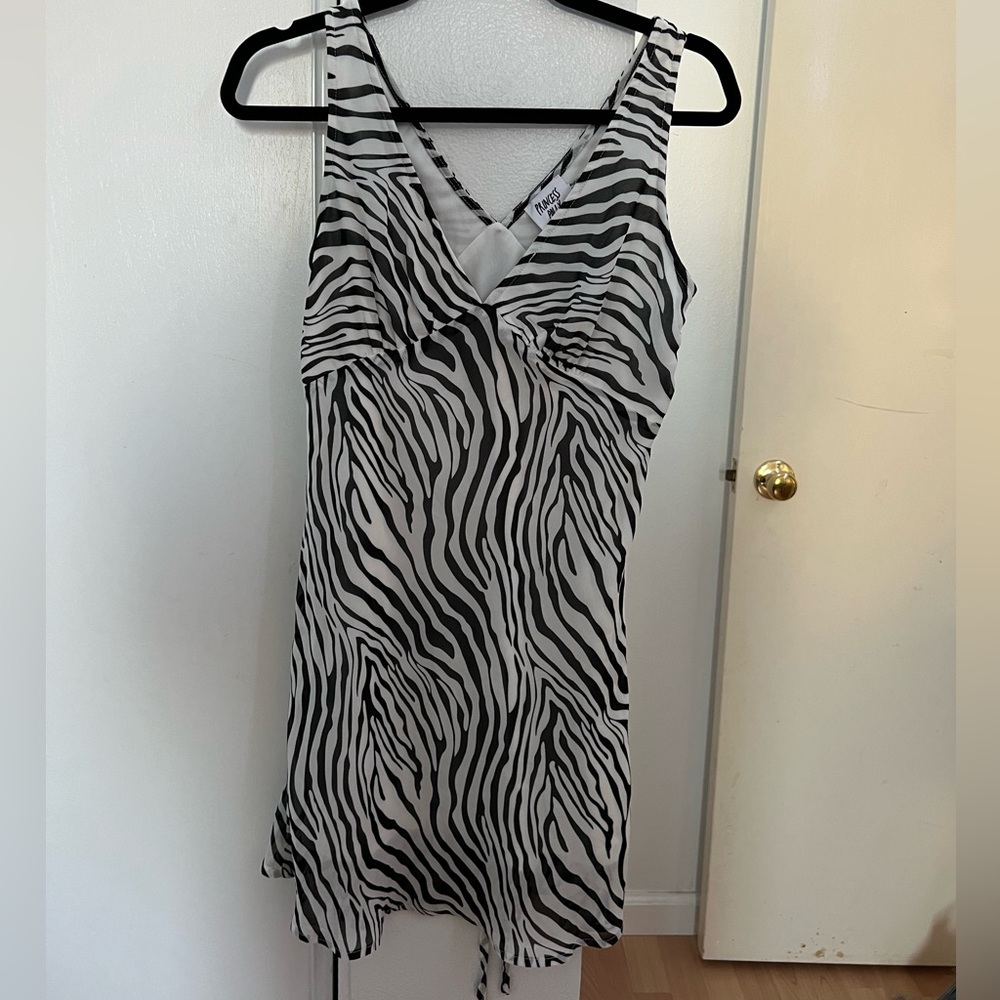 Size 6 Princess Polly mini dress in zebra print